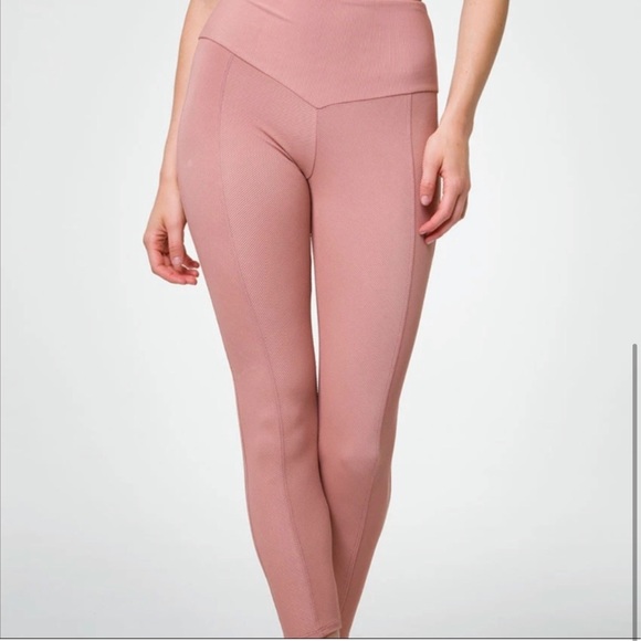 Onzie Ribbed Sweetheart Midi Leggings - Picture 5 of 14